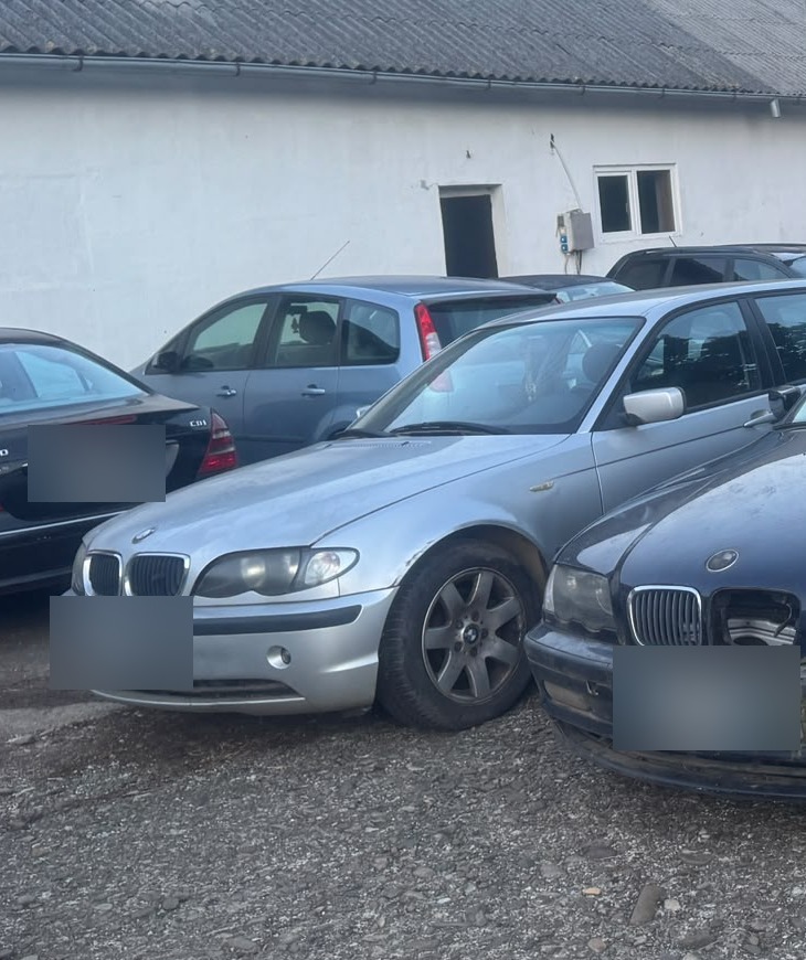 BMW 3 Series E46 Touring, argintiu, în parcul AutoResursa